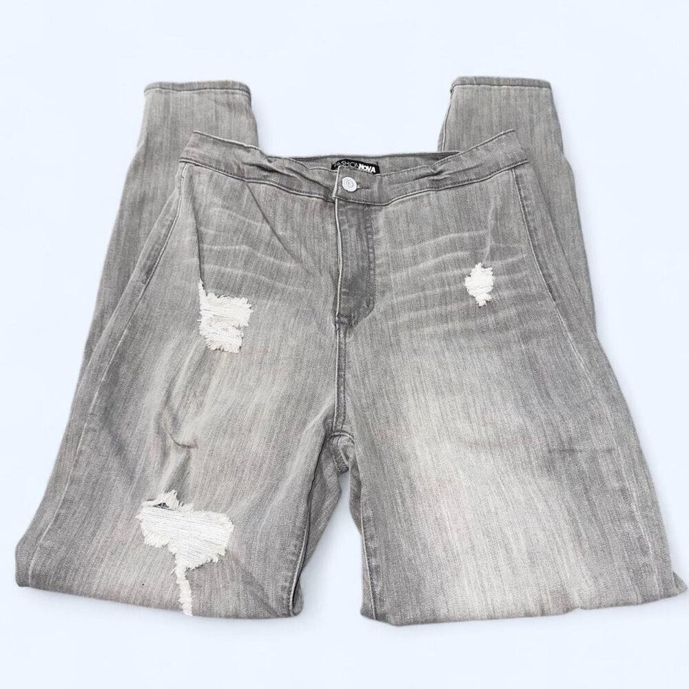 Fashion Nova Distressed Skinny Jeans